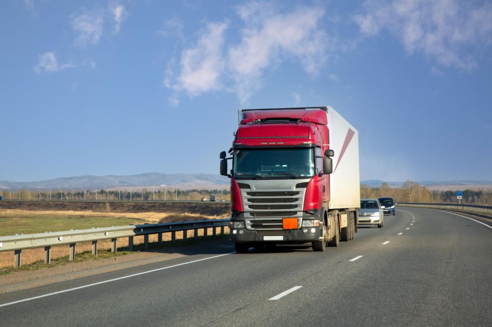 Poliția ar fi înregistrat un camion mergând cu 137 km/oră
