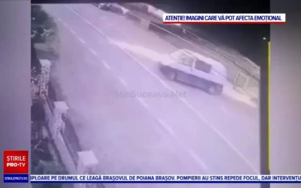 VIDEO. Tată cu 12 copii, mort într-un accident. Microbuzul său este spulberat de un șofer beat