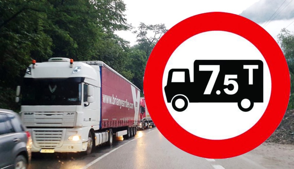 Restricții de circulație pentru camioanele grele în week-end și luni, de Adormirea Maicii Domnului