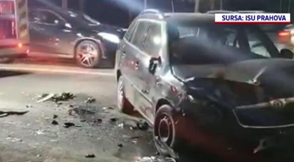Doi tineri, la spital după ce au izbit violent un camion