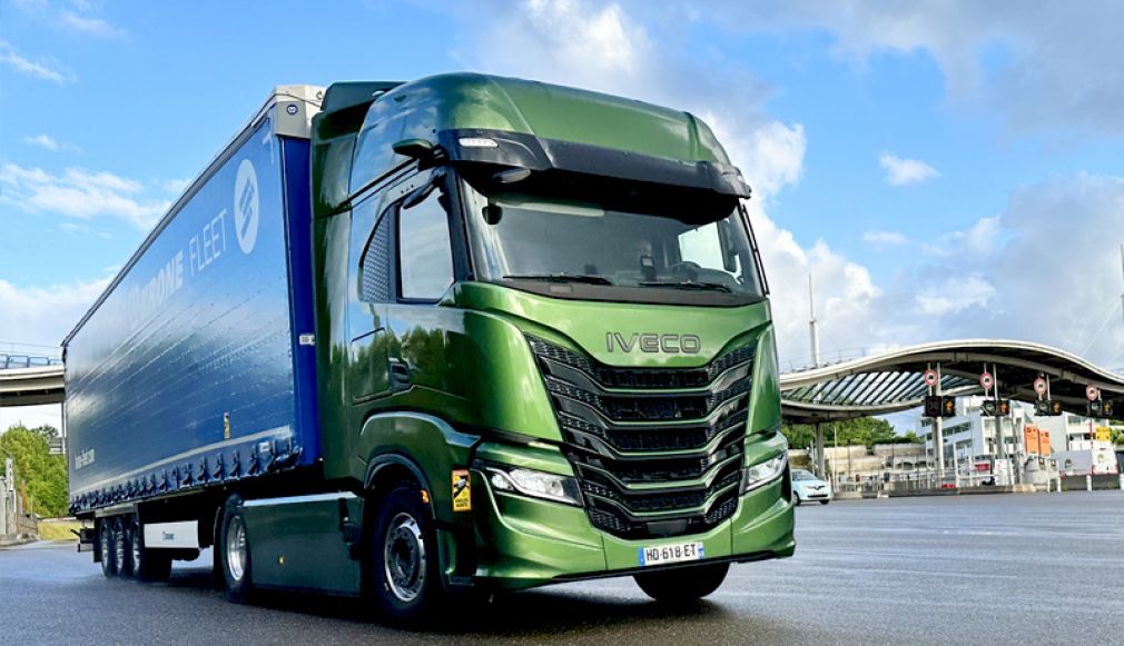 Peste 1.000 km cu un singur plin: IVECO S-Way CNG stabilește un nou reper pentru autonomie și eficiență