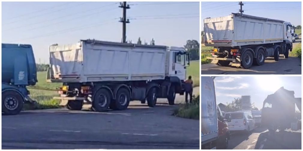 VIDEO Camion tractat de alt camion după ce a ajuns în șanț. Cum s-a întâmplat?