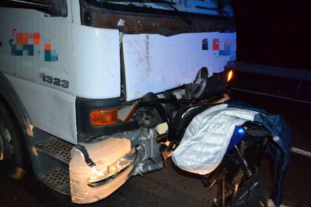 Tricicletă lovită de camion. NU a avut nicio șansă