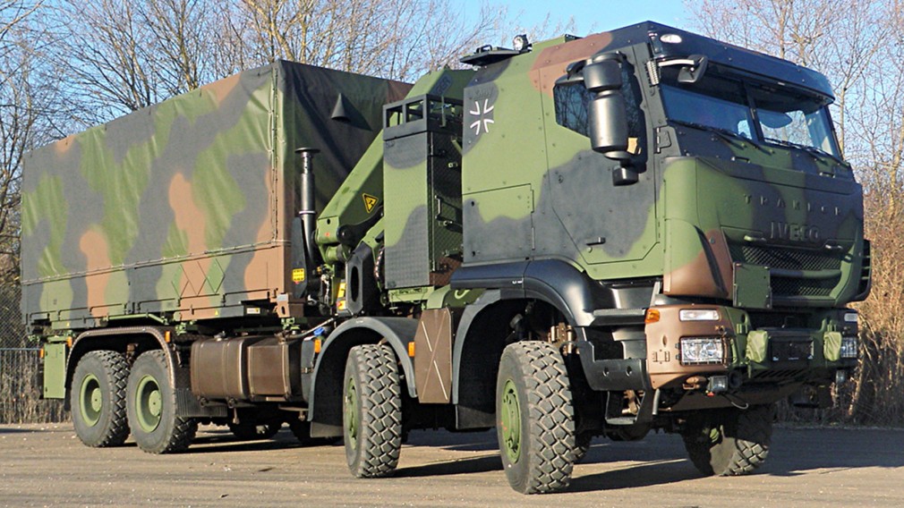 Ministerul Apărării va cumpăra 940 de camioane militare Iveco