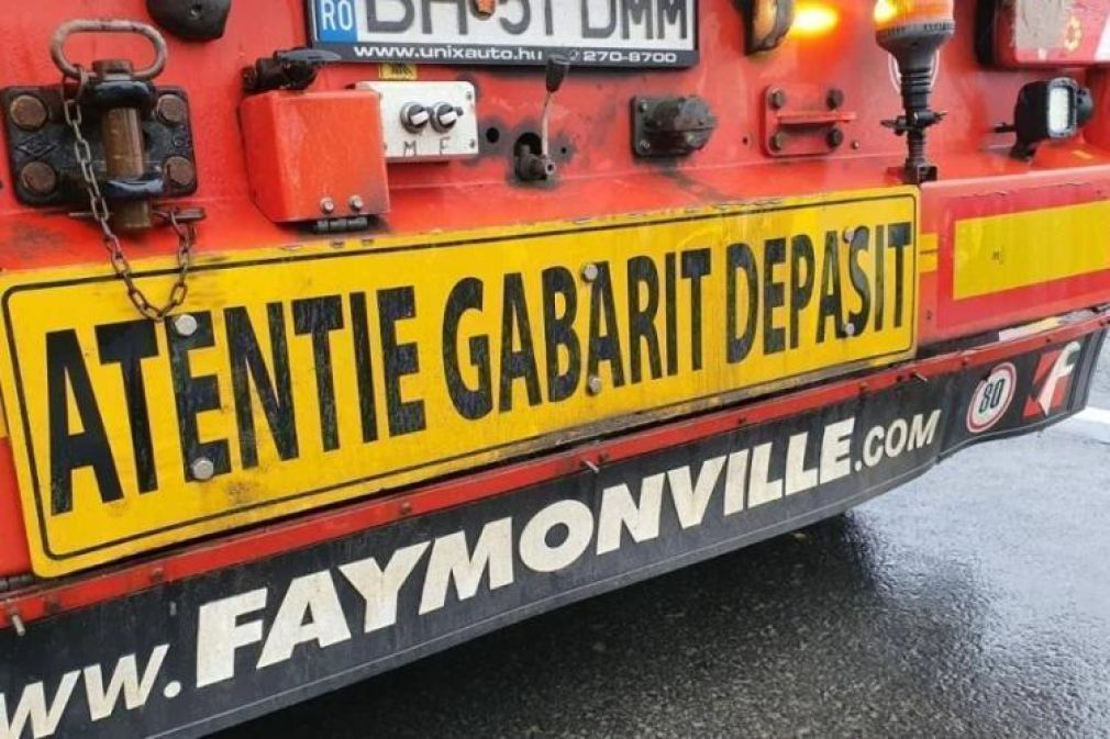 Un camion de 100 de tone trece prin România. Ce traseu are?