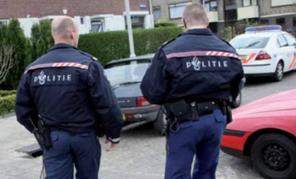 Olanda: Doi şoferi profesioniști români, prinşi la furat de motorină