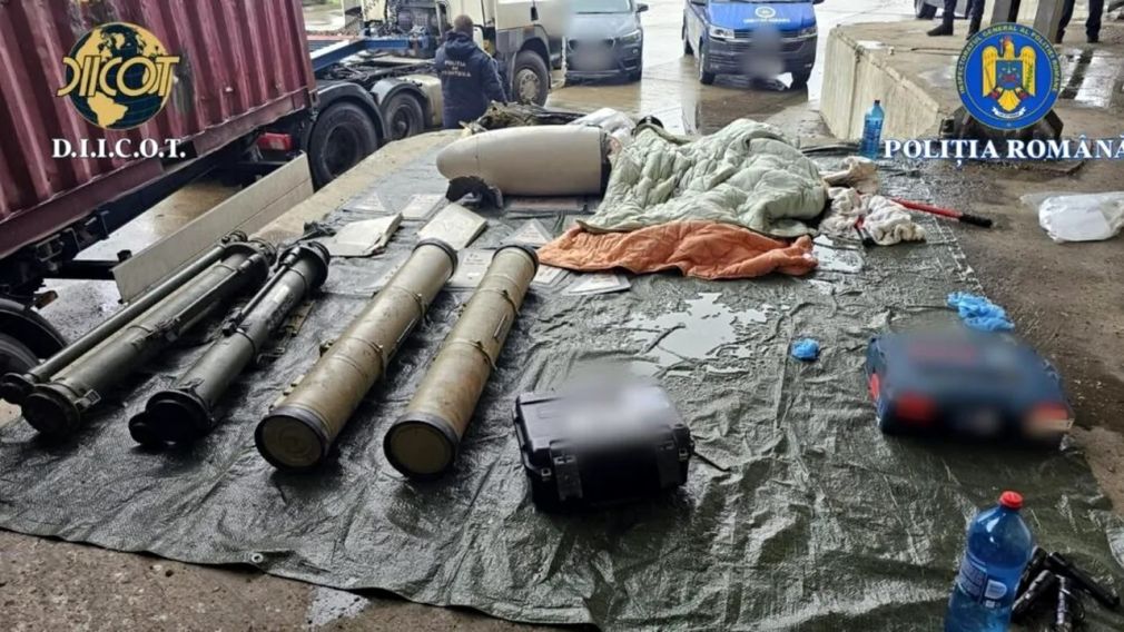Armele din camionul prins la Vama Albița, preluate dintr-un depozit din Ucraina