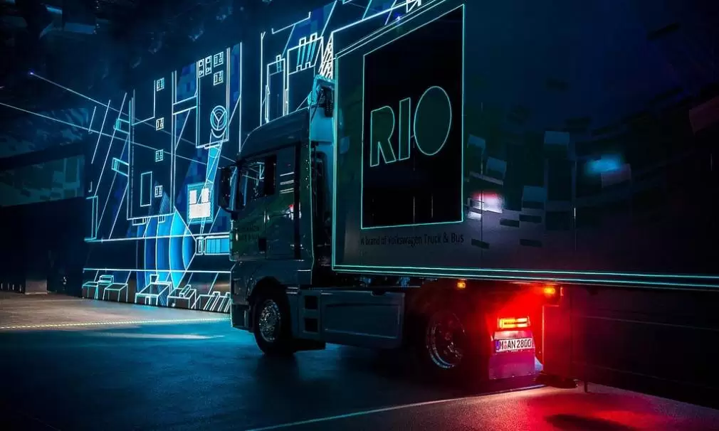 TRANSPORTUL 4.0 - MANAGEMENTUL FLOTEI VIITORULUI ÎNCEPE CU NOUL MAN DIGITALSERVICES