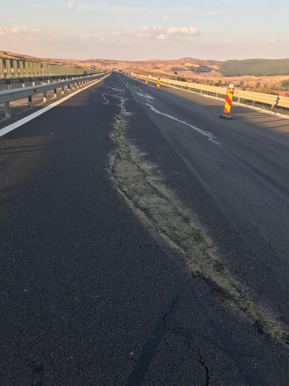 Autostrada Deva - Sebeș s-a lăsat exact în locul în care s-a prăbușit