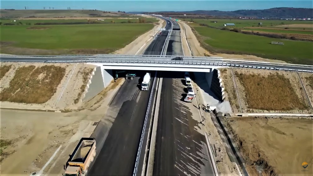 O autostradă de care, probabil, nu ați auzit se contruiește în vestul țării