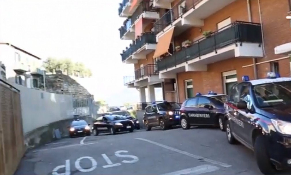 Urmărit de poliție, un român a sărit din camionul furat. Vehiculul fără șofer a călcat un om