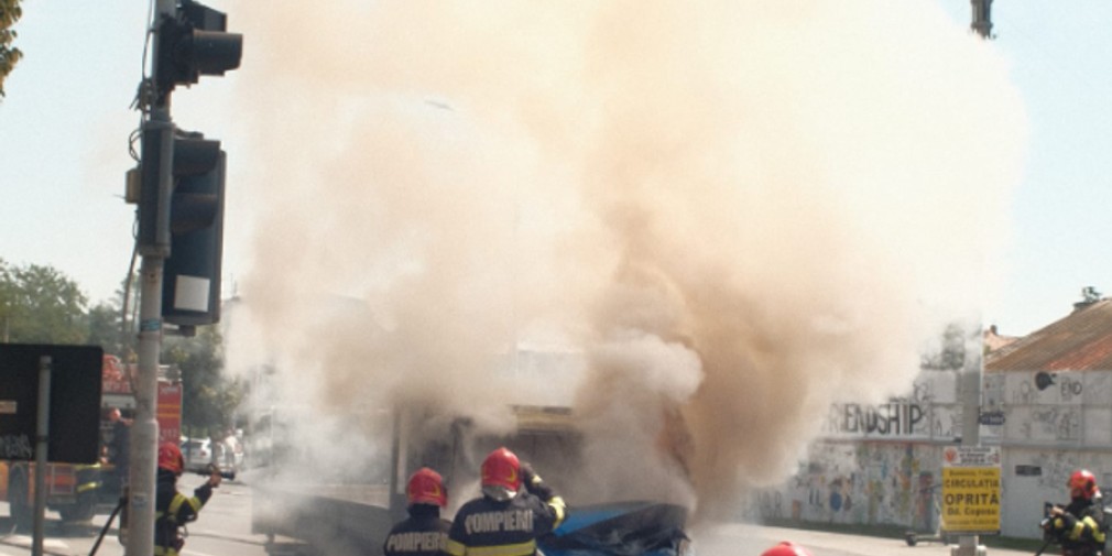 Un camion a luat foc la Iași. Afară erau 35 de grade