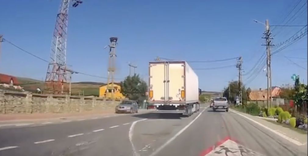 Șofer de camion pentru care regulile sunt străine