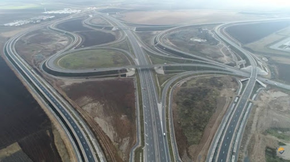 Nouă noduri rutiere se vor construi pe autostrăzile României