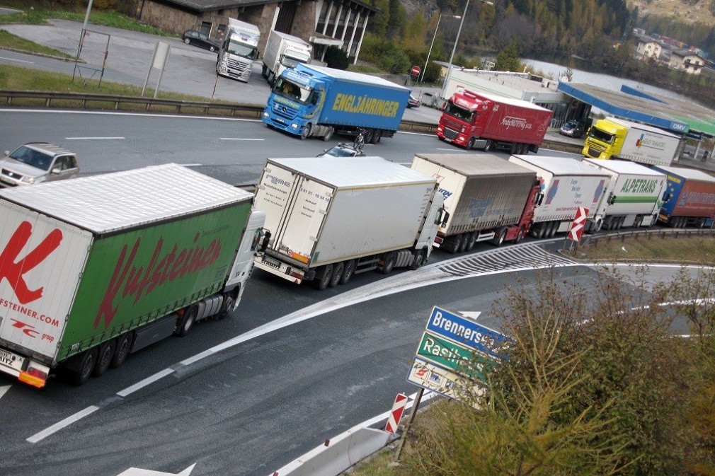 Austria, dată în judecată pentru că nu permite transportatorilor acces în pasul Brenner