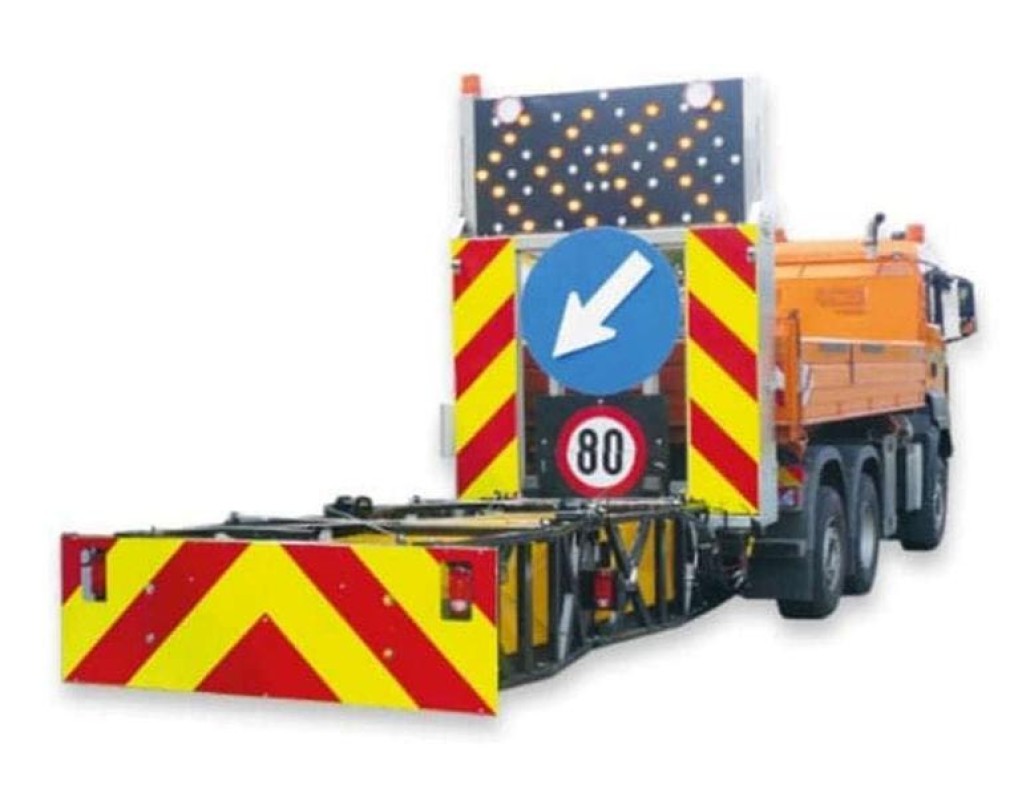 CNAIR vrea 32 de camioane de intervenție „anti-accident”