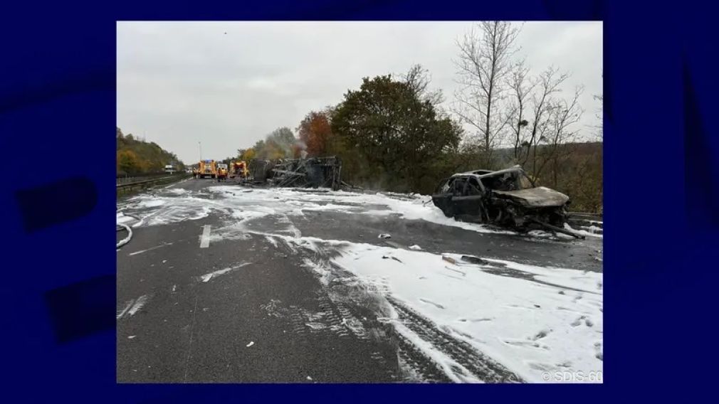 Un polițist și un jandarm au salvat un șofer român. Camionul era în flăcări