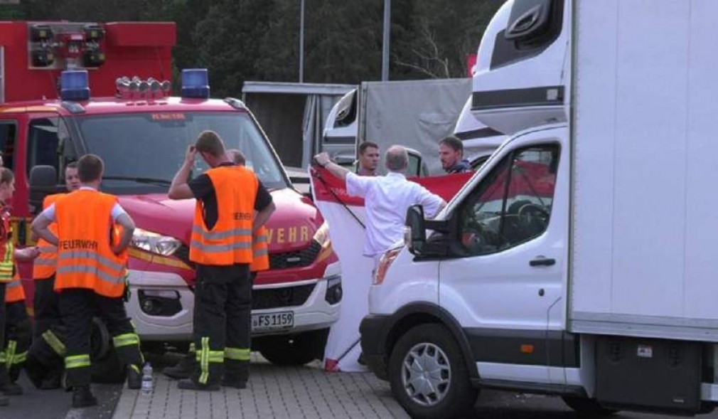 Germania. Un şofer român de camion ușor și-a ucis colega de cabină într-o parcare