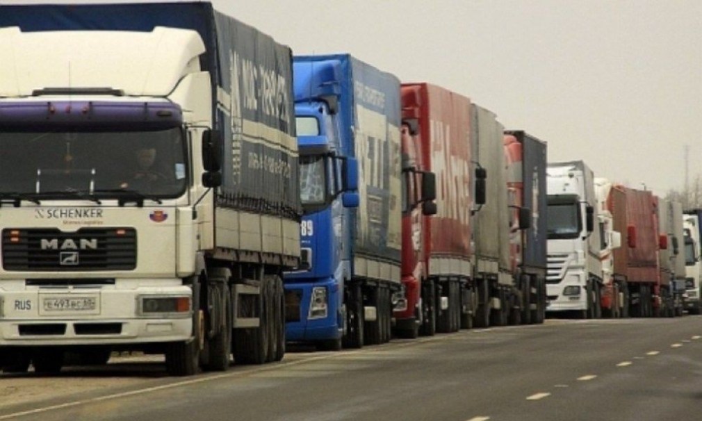20.000 euro, amendă pentru un șofer de camion român care a nu a plătit de 186 de ori taxa de autostradă