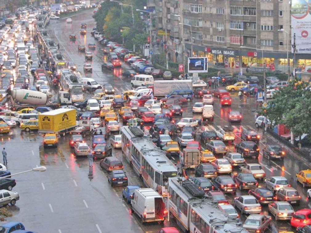Peste 160 de străzi din București vor fi asfaltate