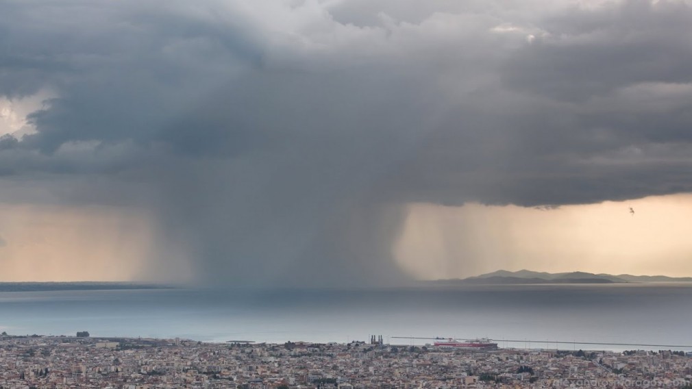 MAE, o nouă atenţionare de călătorie pentru Grecia: Ploi torenţiale, vânt şi grindină