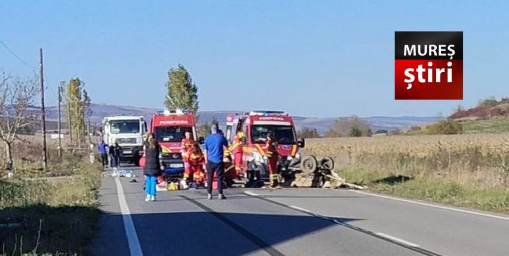 O persoană a murit, alta grav rănită. Un camion a lovit o căruță