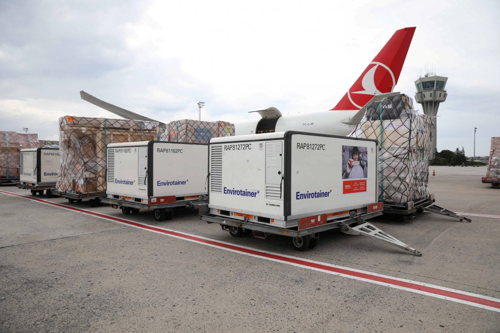UNTRR: Transportatorii sunt pregătiți, logistic, să transporte vaccinurile anti-COVID