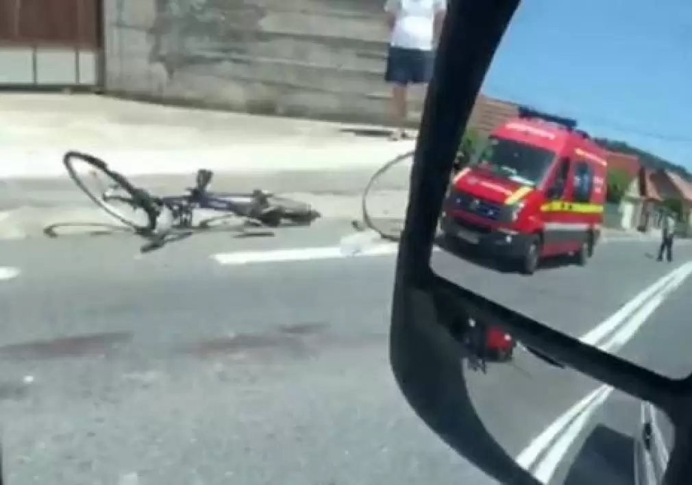 Biciclistă, accidentată MORTAL de camion