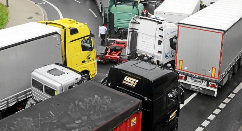 După spanioli și francezi, șoferii de camion din Germania se pregătesc de grevă