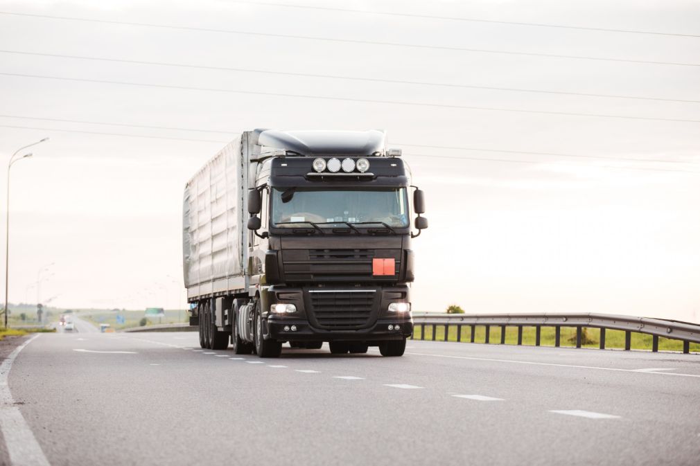 Autostrada A12 din Austria este o capcană pentru șoferii de camioane. O singură greșeală poate costa sute de euro