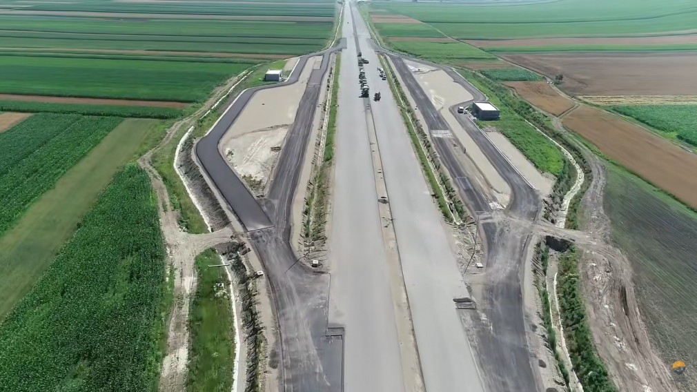 În România se lucrează pe 206 km de autostrăzi și drumuri expres