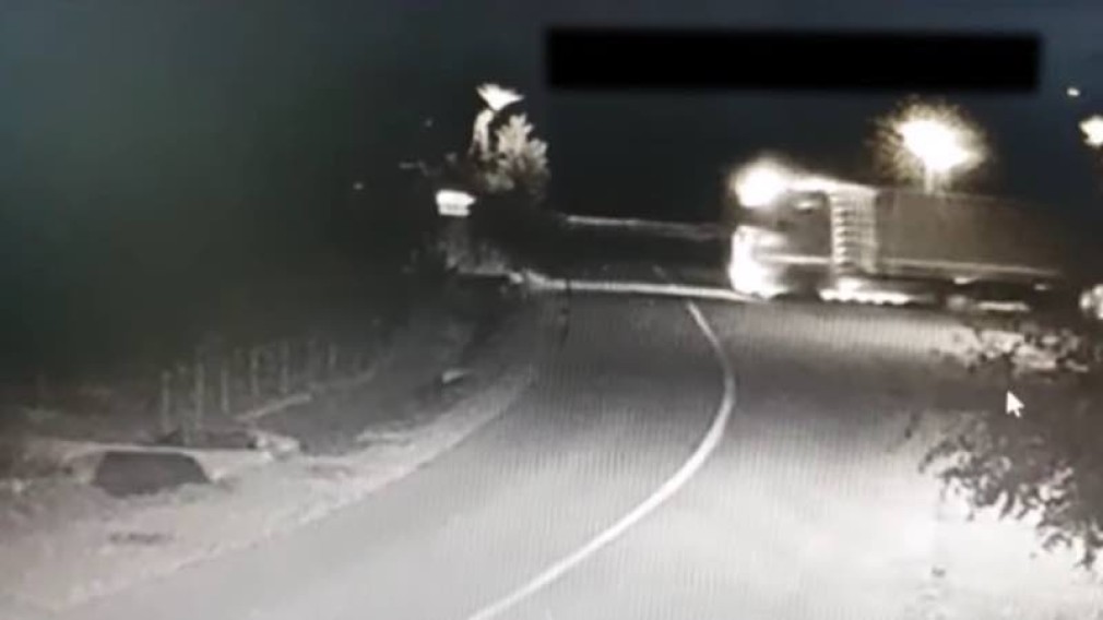 VIDEO Un șofer de camion care a ucis două persoane în accident scapă cu suspendare