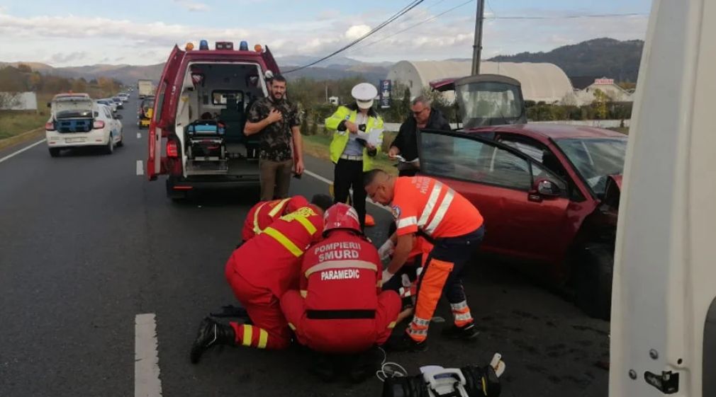 Tânăr de 28 de ani, a murit după ce a fost lovit de un camion