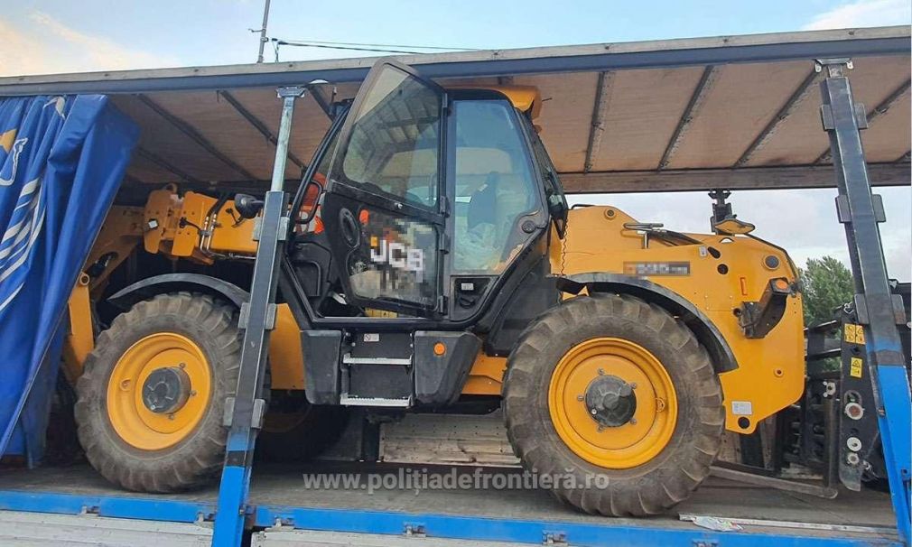 Au ascuns 4 utilaje furate în camioane și le-au adus în România