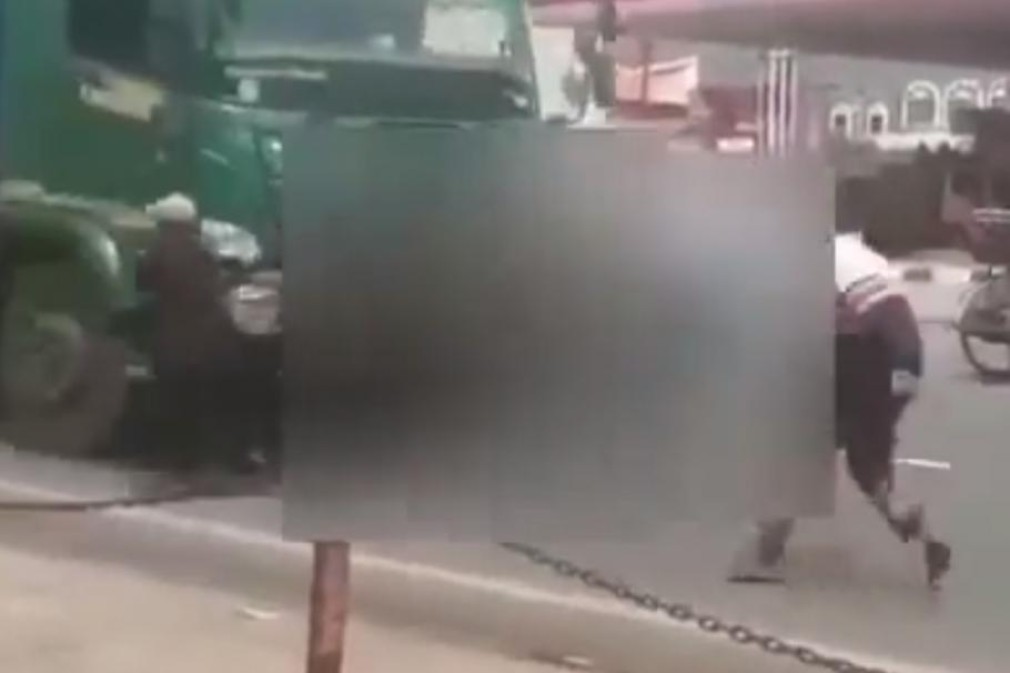 VIDEO Tânăr, spulberat de camion în timp ce făcea live pe Tik Tok pentru urmăritori