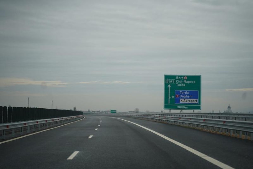 Constructorii cer 1.000.000.000 euro de la Compania de Autostrăzi pentru nerespectarea contractelor