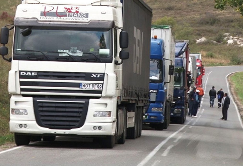 Restricții de trafic  pentru camioane în toată Europa. Vezi calendarul complet