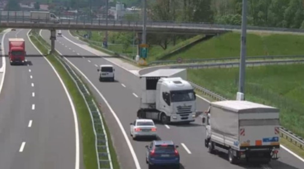 VIDEO. Croația. Un șofer profesionist român a intrat cu camionul pe contrasens pe autostradă
