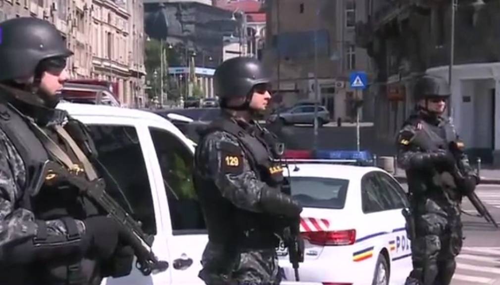 Peste 9.000 de poliţişti vor acţiona zilnic în perioada sărbătorilor de Paşte