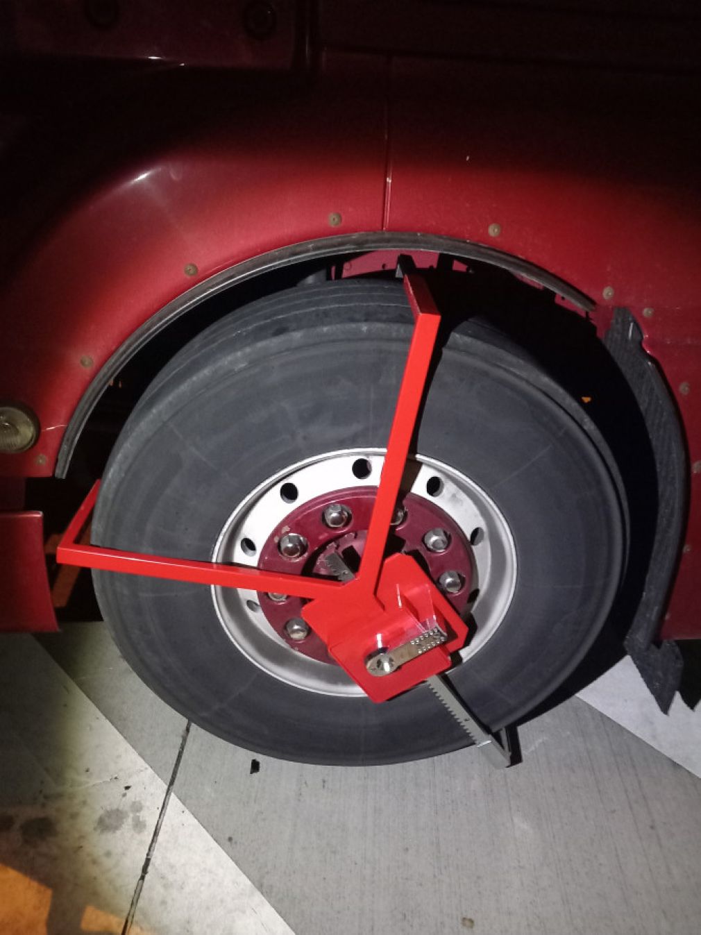 Camion românesc blocat de poliție în Cehia. Firma de transport avea amenzi uriașe neplătite