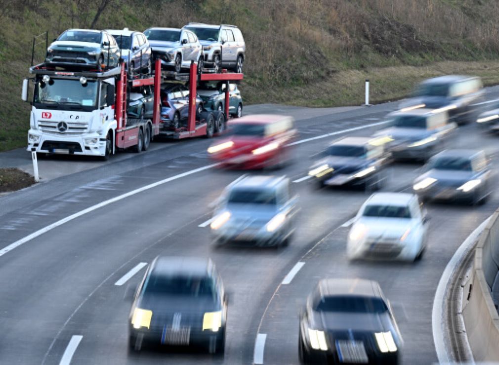 O autostradă este bântuită de șoferi care circulă pe contrasens