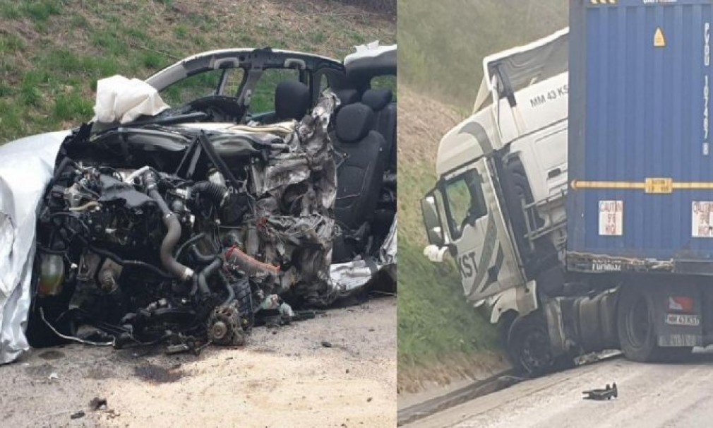 O femeie a murit după ce a pătruns pe contrasens și a fost lovită de un camion condus de un român