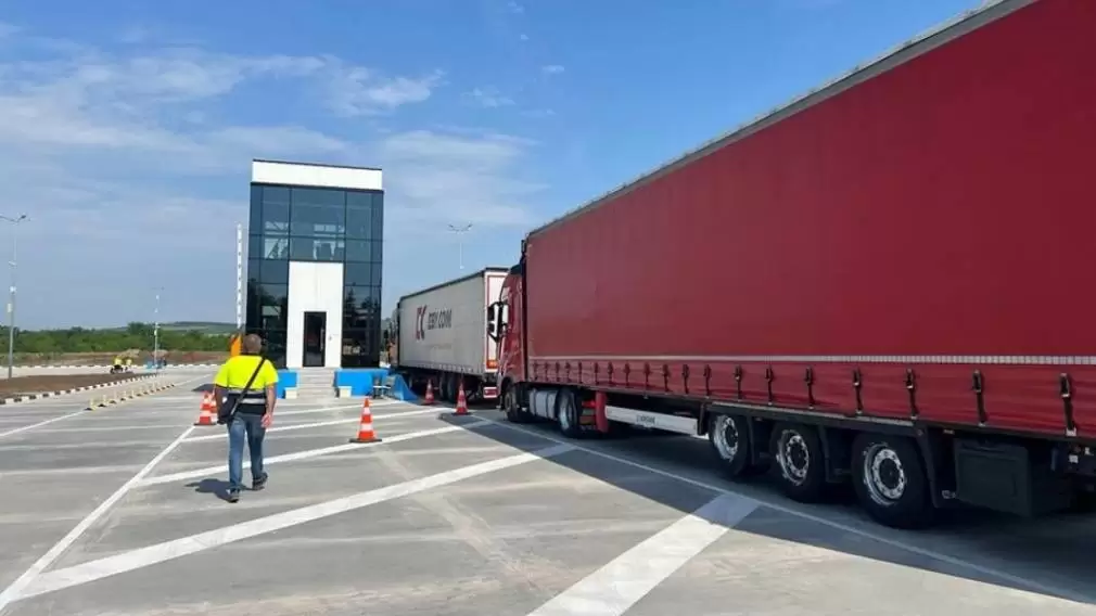 UNTRR solicită demersuri împotriva discriminării transportatorilor români la Ruse