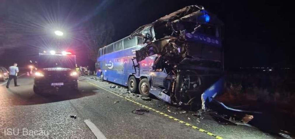 ALERTĂ Accident între un autocar cu 76 de ucraineni și un camion