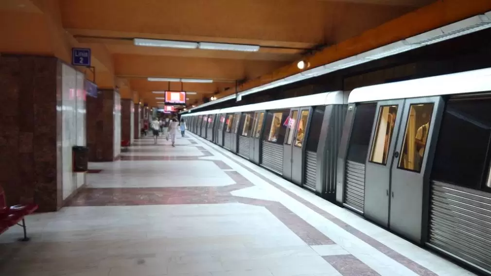 Un alt bărbat s-a lovit la metrou