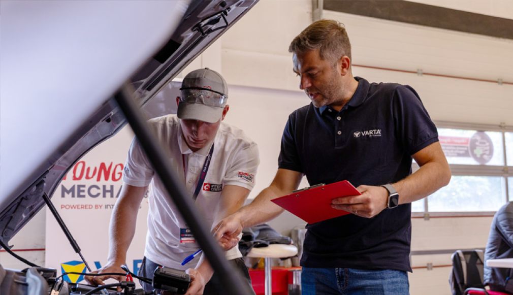 Young Car Mechanic România 2026: înscrieri deschise!