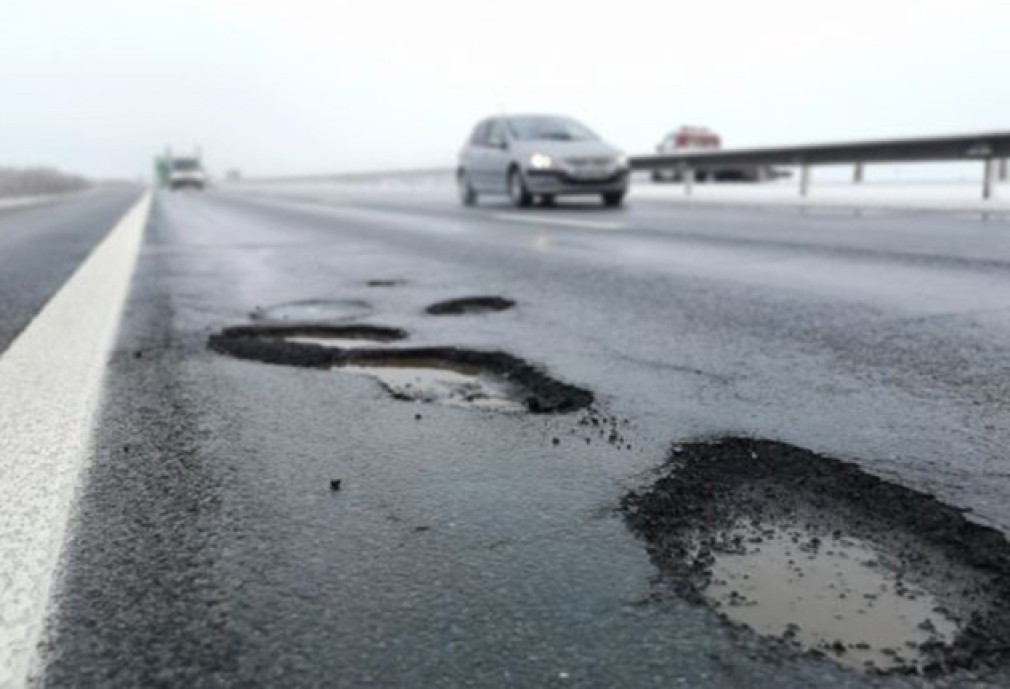 Lucrări de reparație pe trei autostrăzi din România