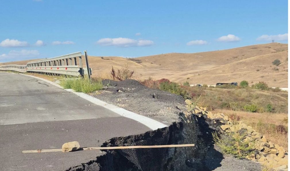 Autostrada 10 a luat-o la vale și mai puternic. CNAIR ridică din umeri