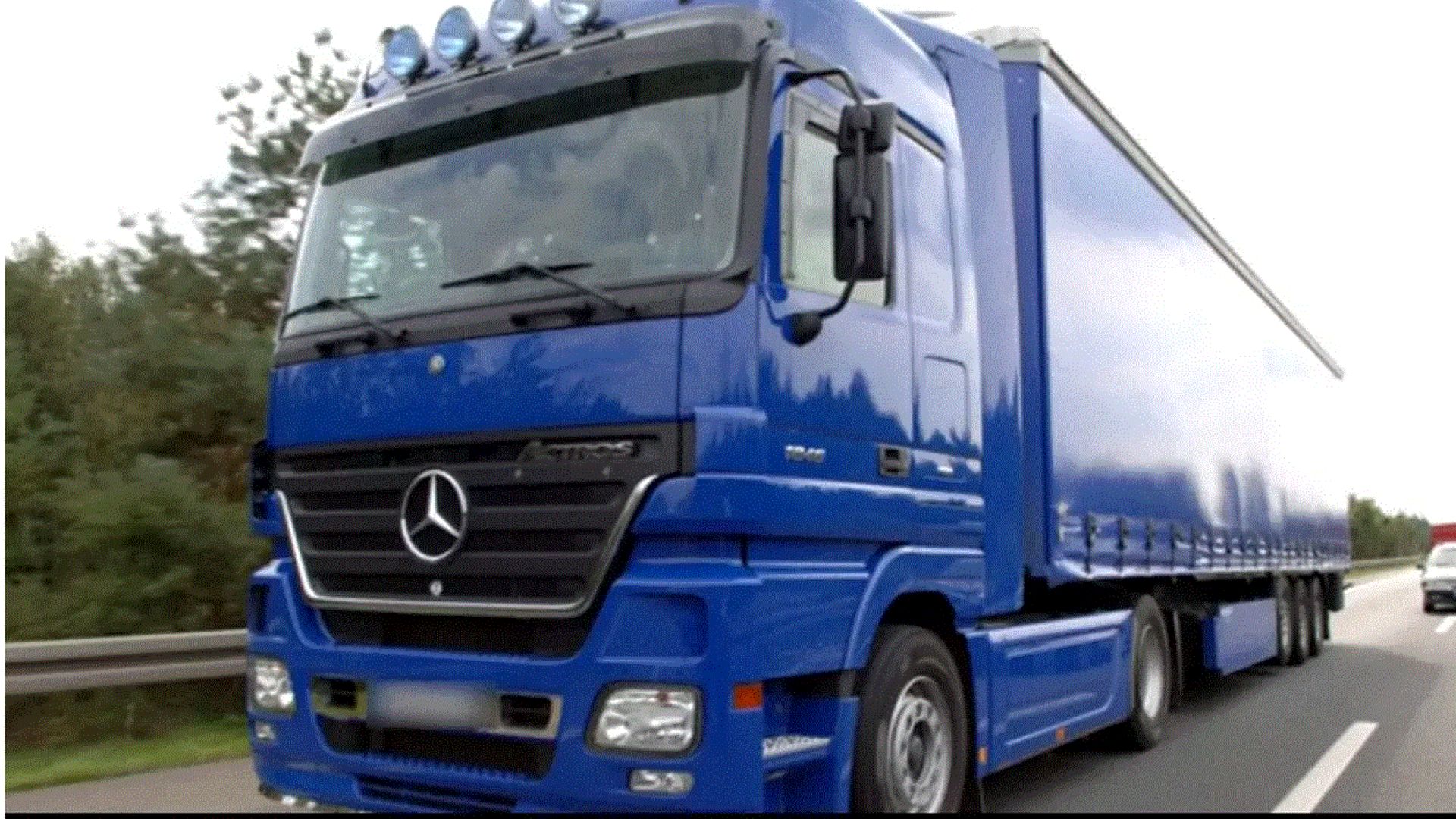 Un șofer de camion a furat cardurile firmei. A făcut prăpăd