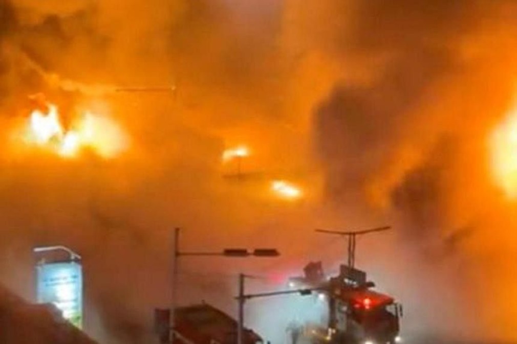 VIDEO Momentul în care un camion a explodat: au fost 6 morți!